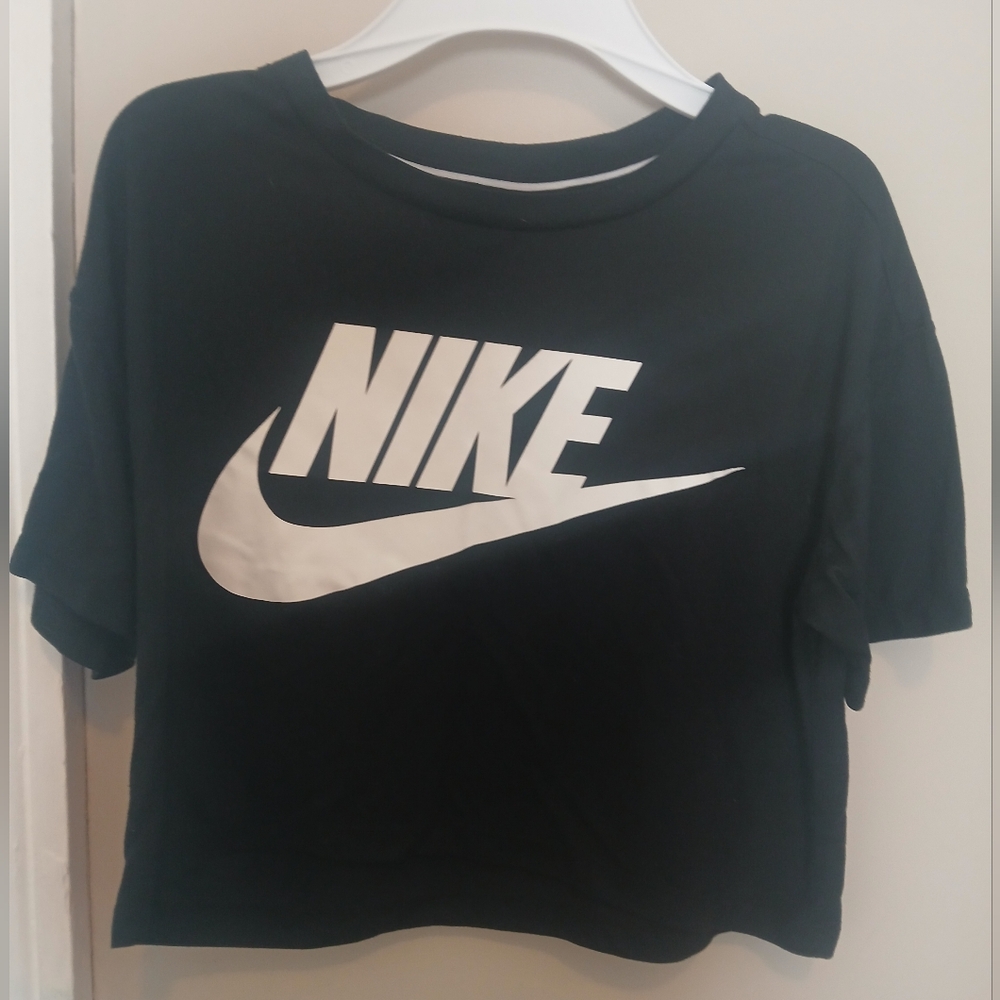 Nike Crop Black T-Shirt with White Logo